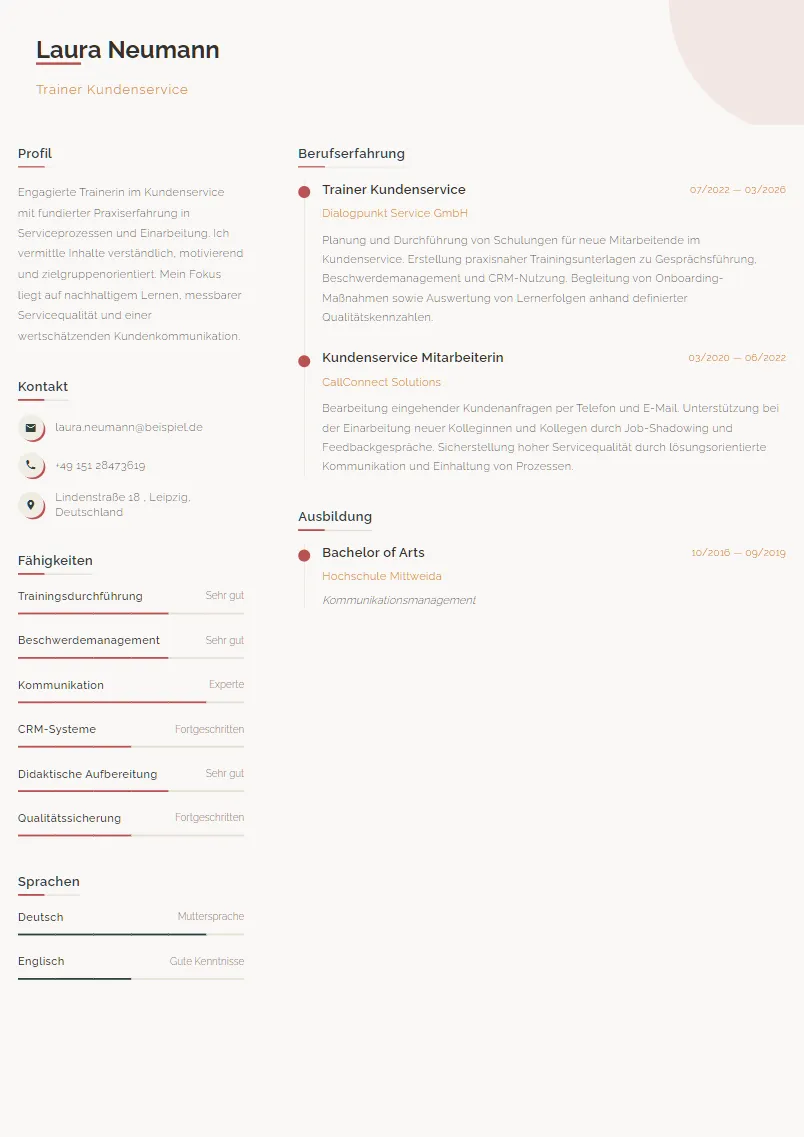 Lebenslauf Beispiel Trainer Kundenservice - Laura Neumann